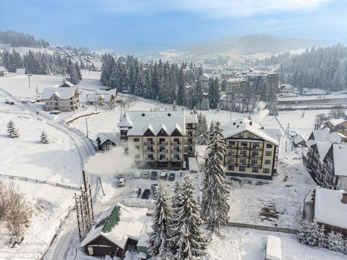 Madison Hotel Bukovel Exterior photo