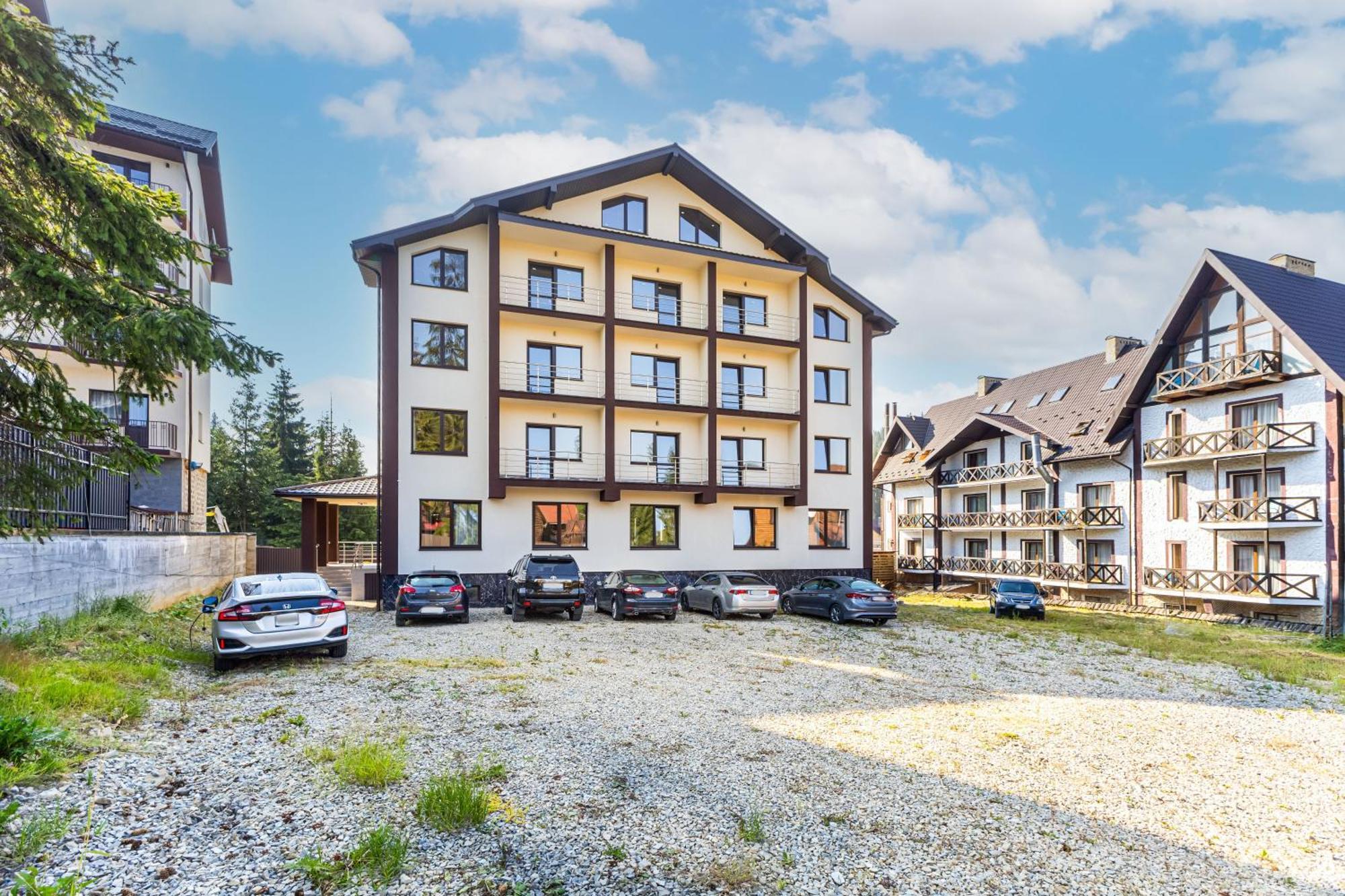 Madison Hotel Bukovel Exterior photo